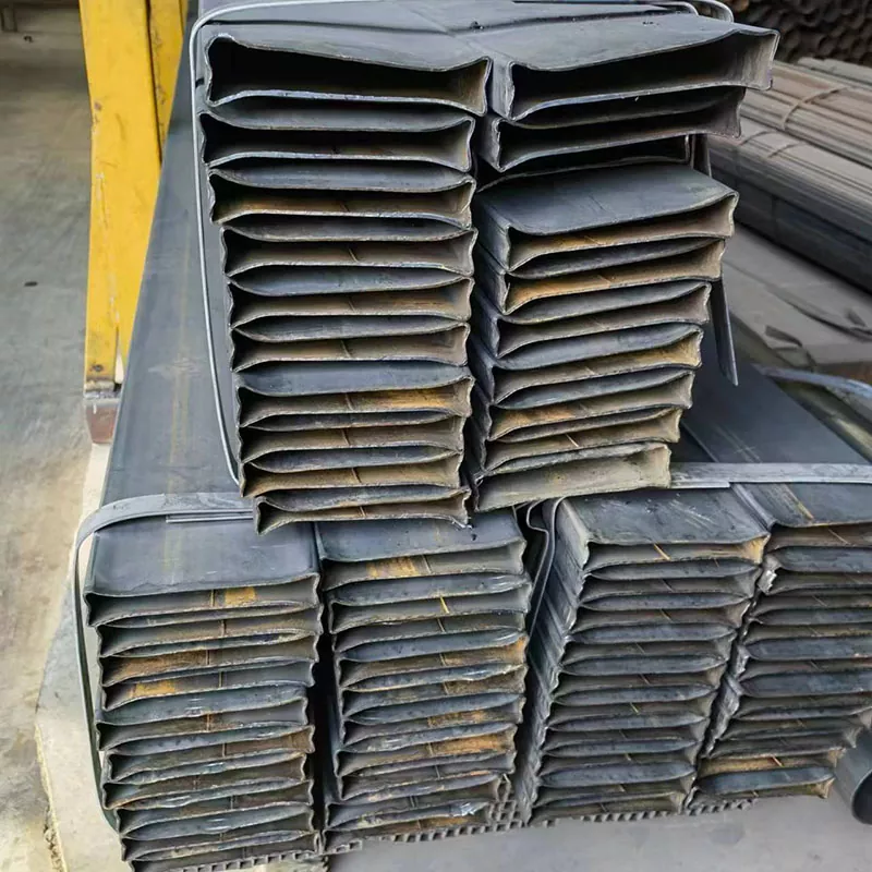 पातलो पर्खाल भएको आयताकार ट्यूब